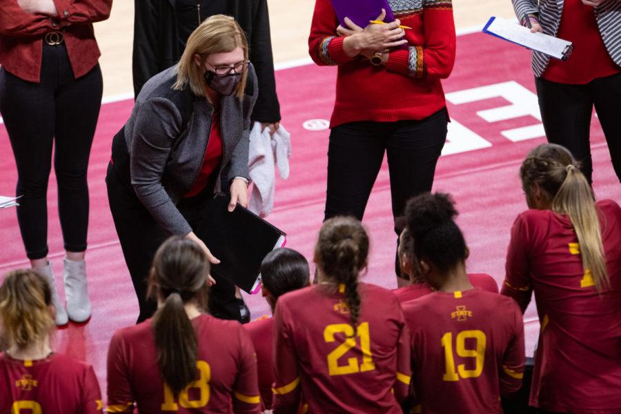 Iowa State volleyball head coach Christy Johnson-Lynch talks with the Cyclones during their match against No.1 Texas on Oct. 22. The match was the 500th career match of Johnson Lynchs career. (Photo courtesy of Wesley Winterink/Iowa State Athletics)