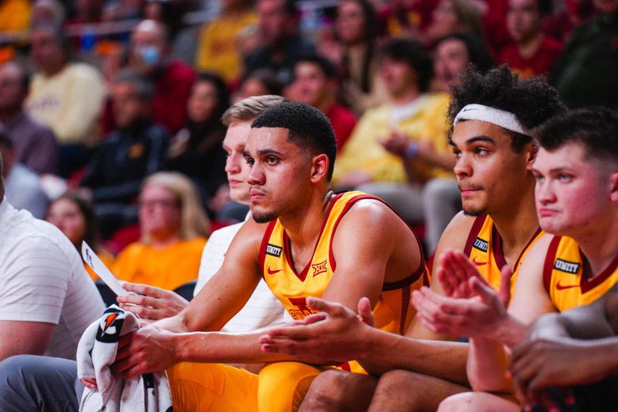 Tristan+Enaruna+sits+on+the+bench+during+the+Cyclones+59-44+loss+to+TCU+on+Jan.+22.