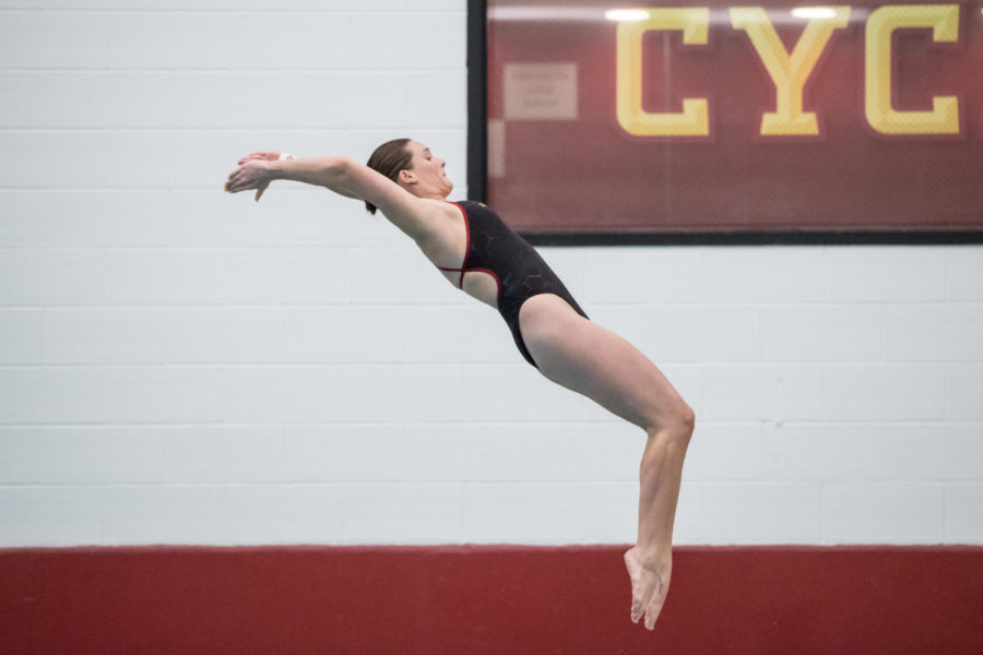 Iowa+State+senior+Michelle%C2%A0Schlossmacher+Smith+competes+in+the+three-meter+dive+against+TCU+on+Jan.+14.%C2%A0%28Photo+courtesy+of+Luke+Lu%2FIowa+State+Athletics+communications%29