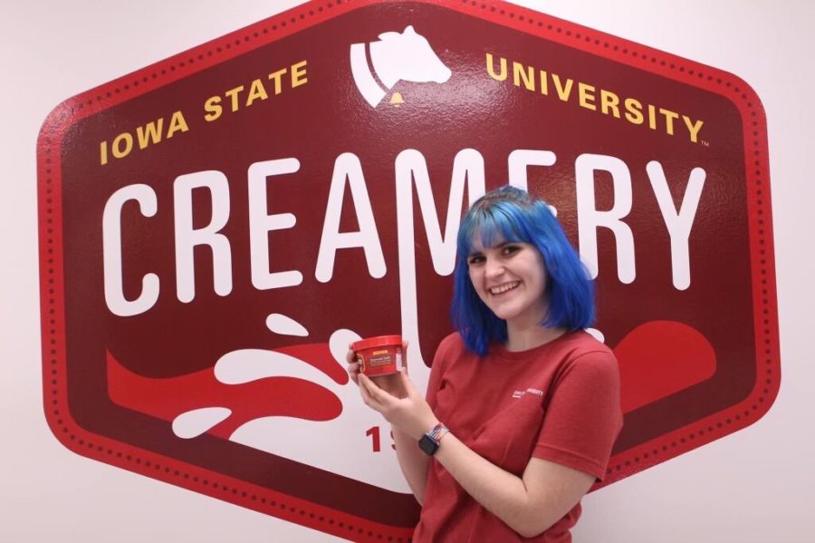 Lucy+Slizewski%2C+a+senior+in+culinary+food+science%2C+spent+more+than+a+year+crafting+a+vegan+frozen+dessert+for+the+ISU+Creamery.
