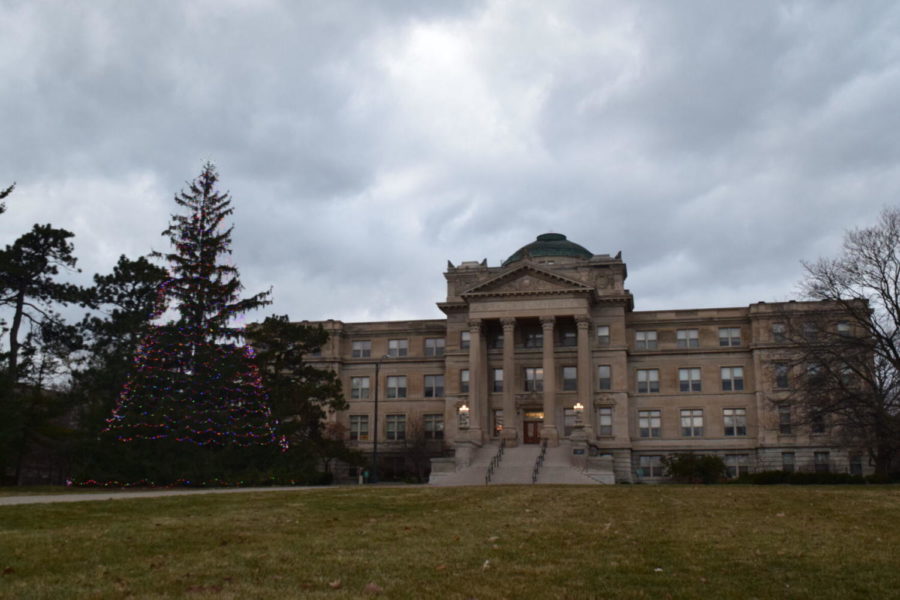 Iowa States Reimagining LAS will cut 25 percent from the history departments budget, pushing the department to end its grad program and reduce its faculty size from 21 to eight to ten.