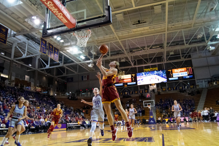 Lexi Donarski jumps for a layup in the game against UNI at the McLeod Center on Nov. 16, 2022.