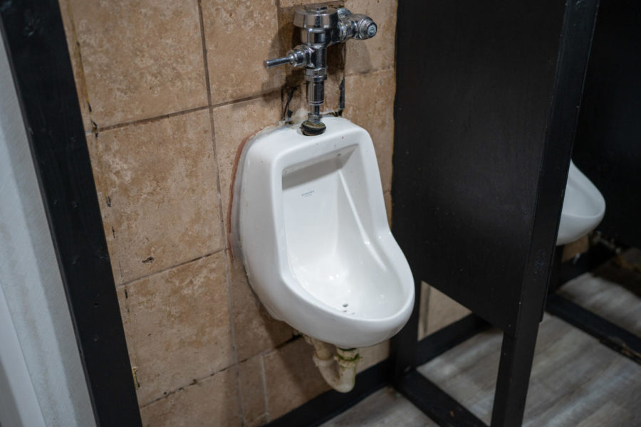 Urinal+in+the+mens+bathrooms+at+Paddys+Irish+Pub%2C+Feb.+5.