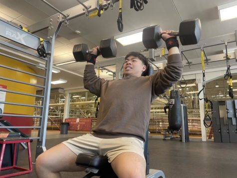 Steven Bui, a sophomore studying computer science, powers through a workout at the Lied Recreation Athletic Center Feb. 5. 