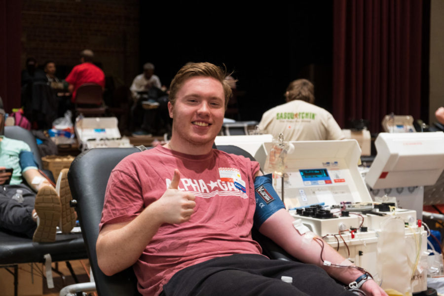 Andrew Bosin, a sophomore studying mechanical engineering giving blood