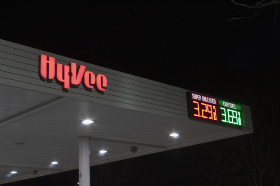 Gas+prices+advertised+on+the+top+of+the+Hy-Vee+gas+overhang+located+in+Ames%2C+Iowa+on+March+27.