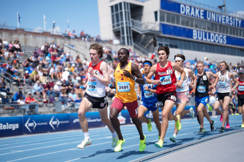 Iowa State competes in the 4x1600 in the Drake Relays on Apr. 28, 2023.