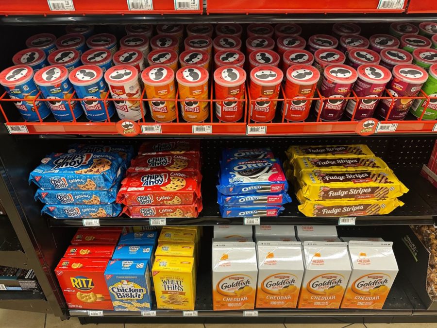 The+current+price+for+a+30+oz+box+of+Pepperidge+Farm+Goldfish+Cheddar+Cheese+Crackers+from+CVS+is+%2411.29.+This+can+be+compared+to+the+same+item+located+in+a+campus+convenience+store+priced+at+%2412.99.