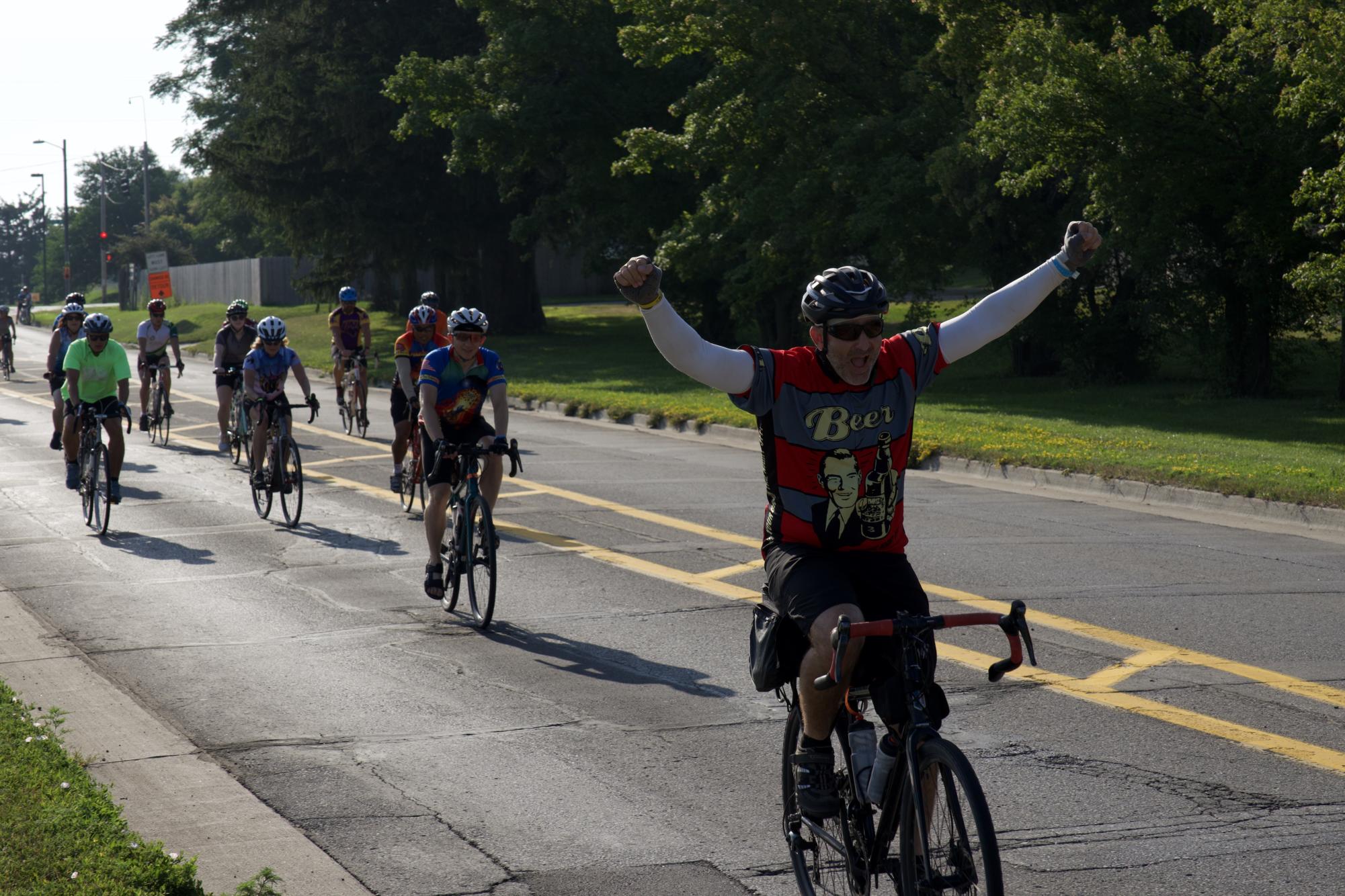 Photos “One L of a Ride” RAGBRAI riders head to Des Moines after