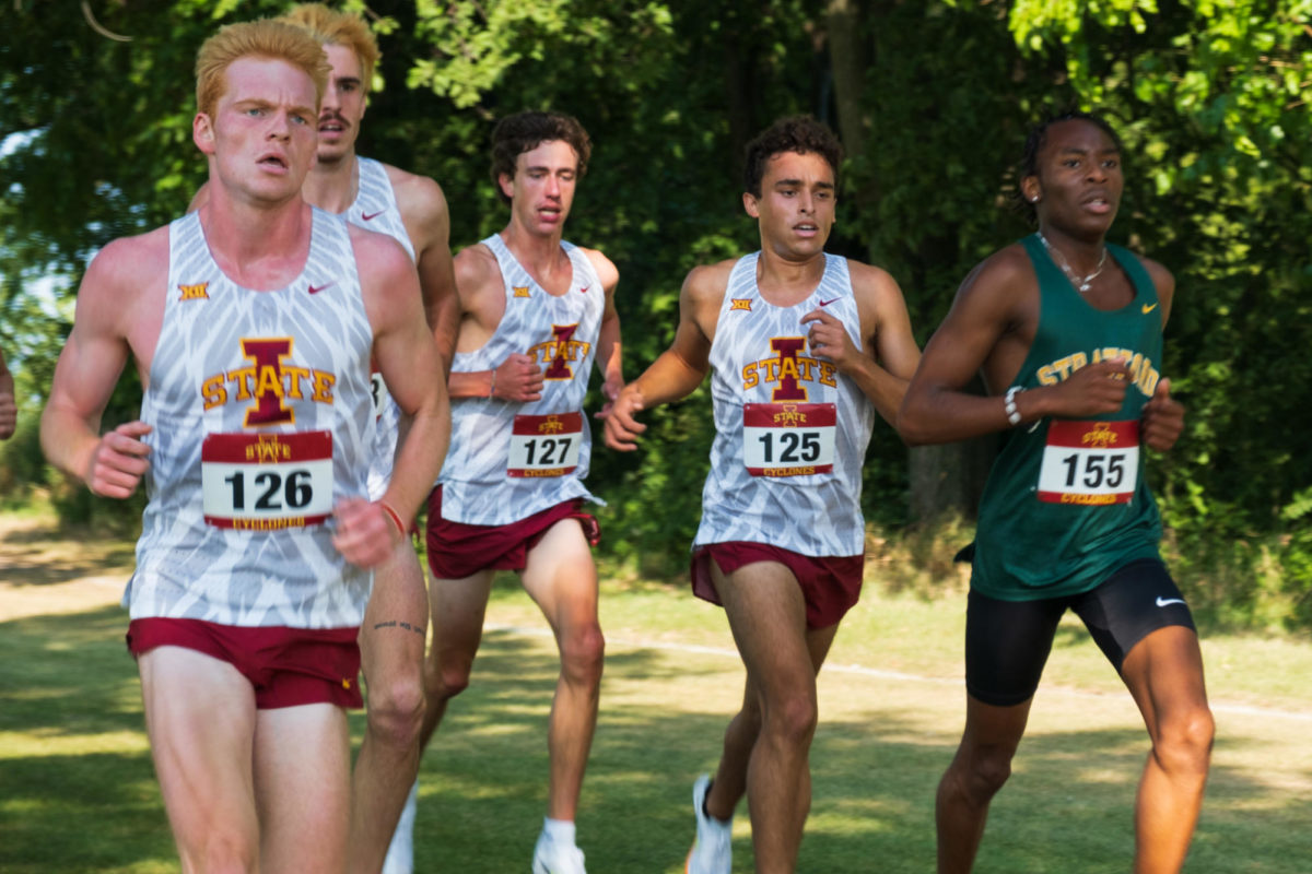Iowa State mens cross country team compete in the Cyclone Preview on Sept. 1, 2023.