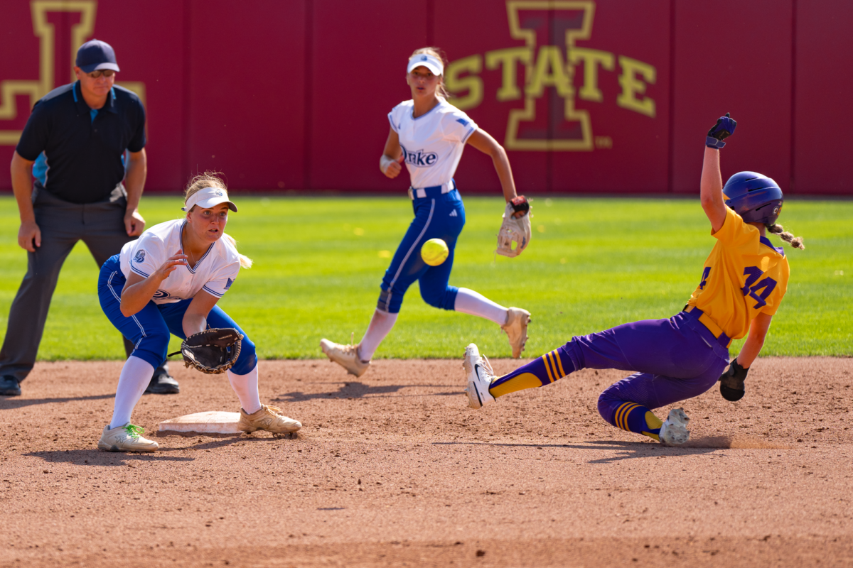 Madison Parks attempting to steal second from Drake second baseman at the Cyclone Sports Complex on Sept. 30, 2023.