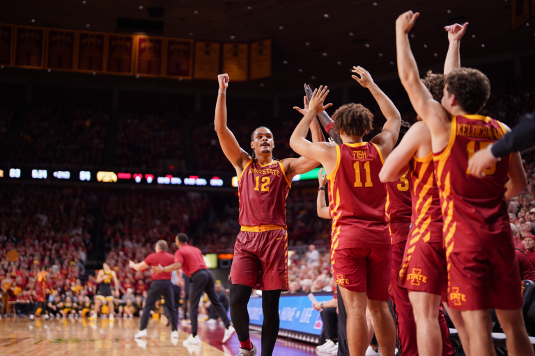 Cyclone Nation Erupts: Iowa State's Dominant Cy-Hawk Victory