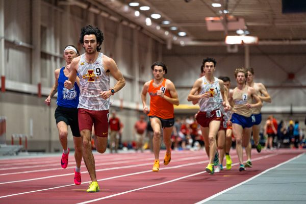 Iowa States James Olivier leads the pack during the Mens 600 yard run for the 2024 Cyclone Open on Jan. 19, 2024.