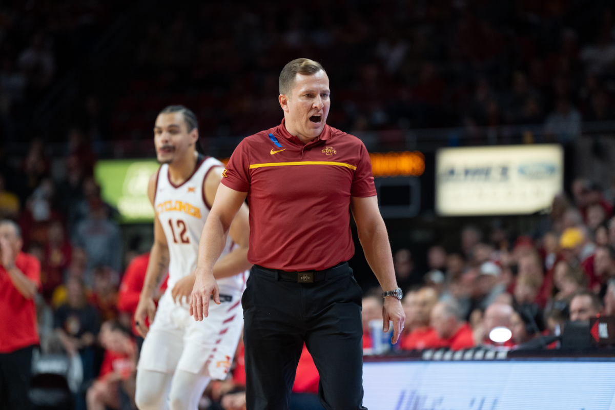 T.J. Otzelberger calls out for a sub during the game against Houston at Hilton Coliseum on Jan. 9, 2023.