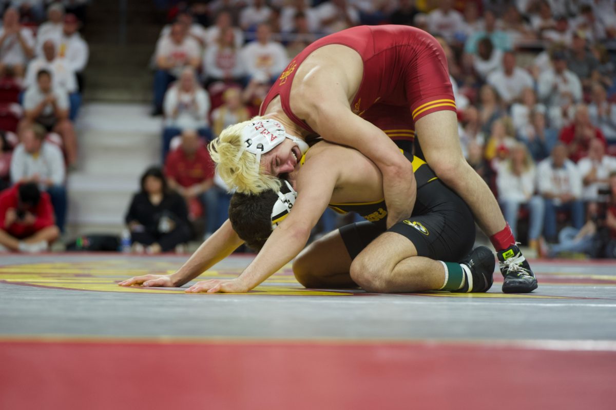 PHOTOS Iowa State wrestling beats Missouri 413 Iowa State Daily