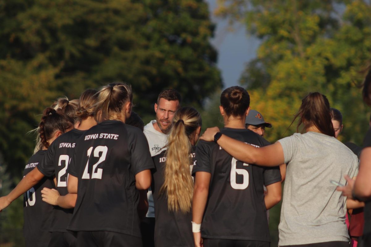 Iowa State huddles together as head coach Matt Fannon talks to the team before the Iowa State vs. University of Central Florida match, Cyclone Sports Complex, Sep. 19, 2024.