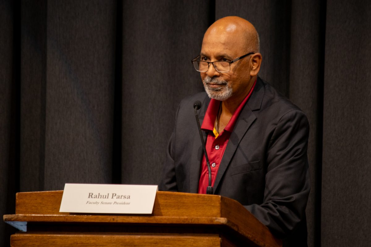 Rahul Parsa started the Faculty Senate meeting on Sep. 10, 2024. 