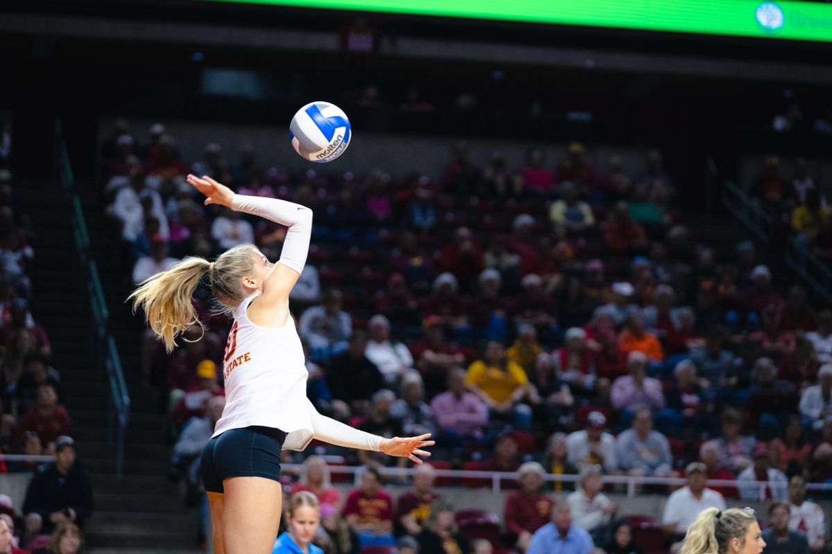 Rachel Van Gorp (10) serves the ball during the Iowa State vs Cincinnati volleyball game at Hilton Coliseum on Oct. 2, 2024.