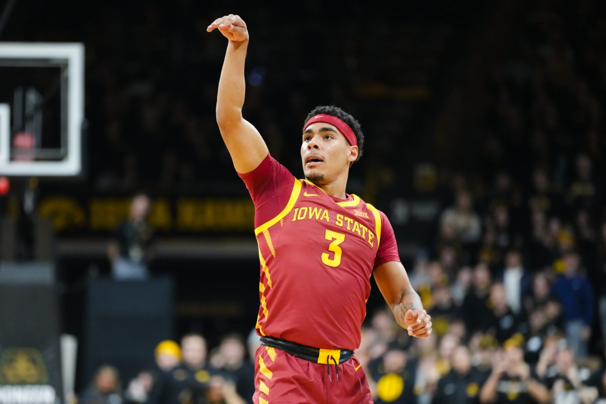 Tamin Lipsey (3) attempting a shot during the 2024 Cy-Hawk matchup, Carver-Hawkeye Arena, Iowa City, Iowa, Dec. 12, 2024.