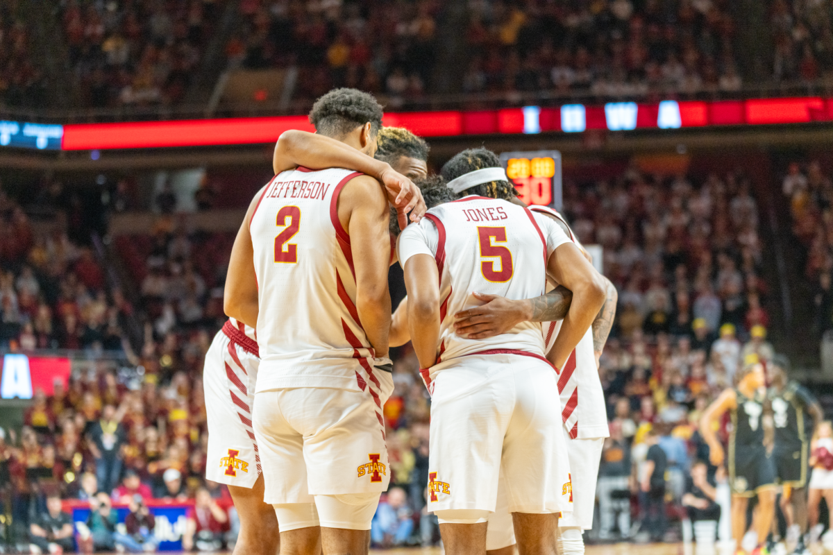 Deshon Jackson (1), Joshua Jefferson (2), Curtis Jones (5), Keshon Gilbert (10), and Tamin Lipsey (3) huddle up before tip off against the University of Central Florida, Jan. 21, 2025, Hilton Coliseum, Ames, Iowa.