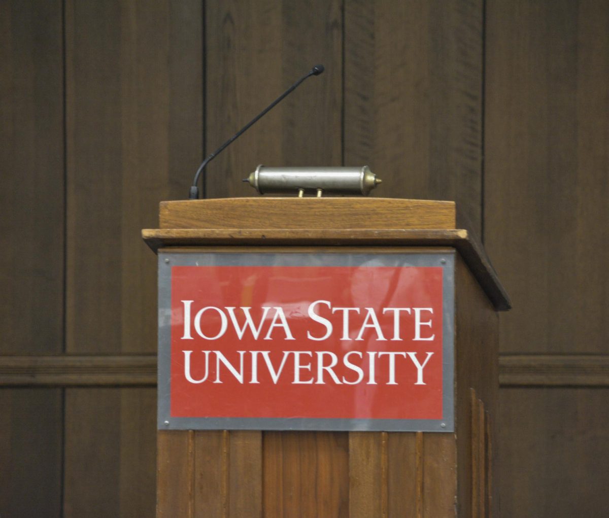 Student Government meeting, Memorial Union Campanile Room, Feb. 18, 2026.